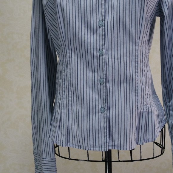 SO..SO REAL SO RIGHT  Blue Striped V-Neck Button Close - Picture 10 of 16
